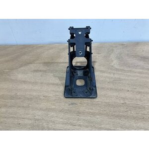 BRACKET ASSY COMPASS P/N: D2511007300500 S/N: SI070041