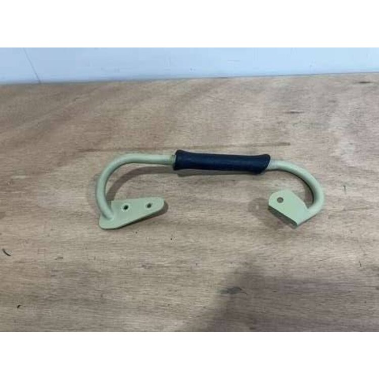 GRIP FOAM LH P/N: D2511140700000 S/N: SI066058