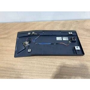 FLOOD LIGHT UNIT FIRST OFFICER P/N: 2LA005543-11 S/N: 1000363