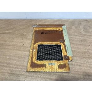 CLOSING PANEL RH P/N: D2511220800100 S/N: SI037050