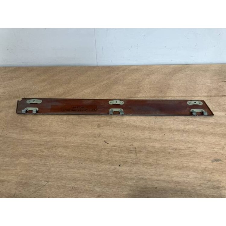 COVER LH P/N: D2511233500000 S/N: SI055047