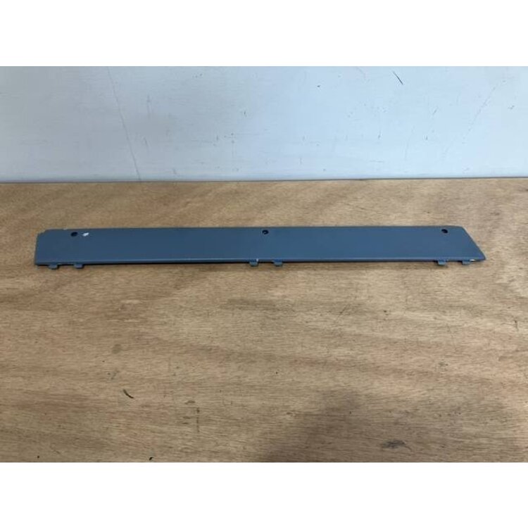 COVER RH P/N: D2511233500100 S/N: SI060057