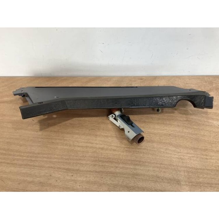 FOAM STRIP ASSY FRT LH P/N: D2511228300000 S/N: SI009049