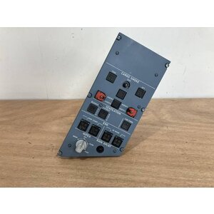22VU CARGO HEAT PANEL P/N: D9251500700000 S/N: PB10952