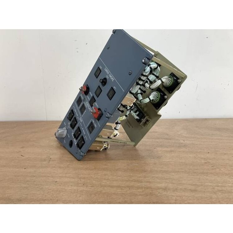 22VU CARGO HEAT PANEL P/N: D9251500700000 S/N: PB10952