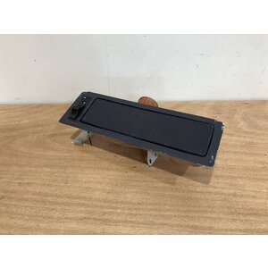 OUTLET ASSY LH P/N: D2121208600000 S/N: SI025057