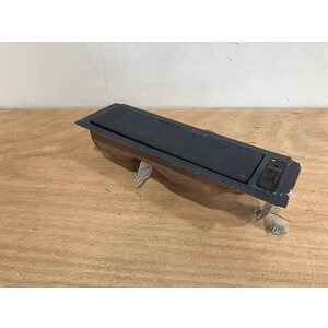 OUTLET ASSY RH P/N: D2121208600100 S/N: SI042059
