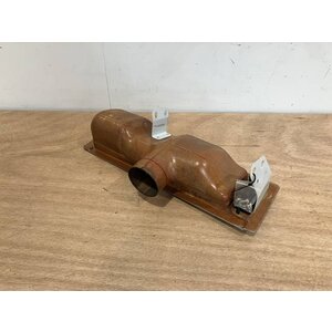 OUTLET ASSY RH P/N: D2121208600100 S/N: SI042059