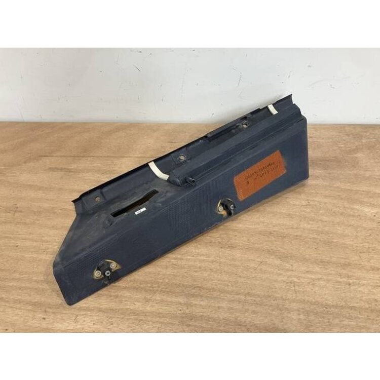 PANEL ASSY FRONT RH P/N: D2511224600100 S/N: SI043058