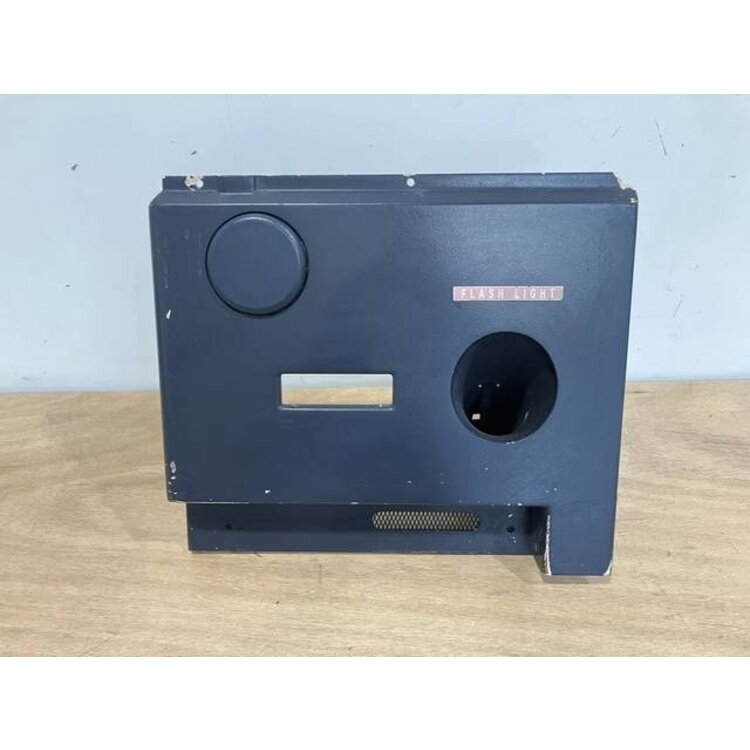 PANEL ASSY FRT LAT LH P/N: D2511374200000 S/N: SI021040