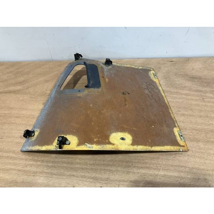 PANEL ASSY LH FOAM GRIP PANEL P/N: D2511231600000 S/N: SI005048