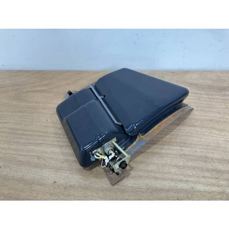 PANEL ASSY LH ESCAPE ROPE PANEL P/N: D2511229700000 S/N: SI002040