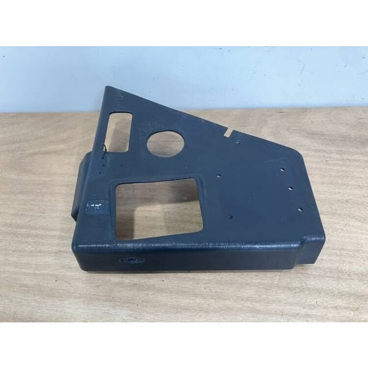 PLATE ASSY LH 19VU P/N: D2511156600200 S/N: SI030046