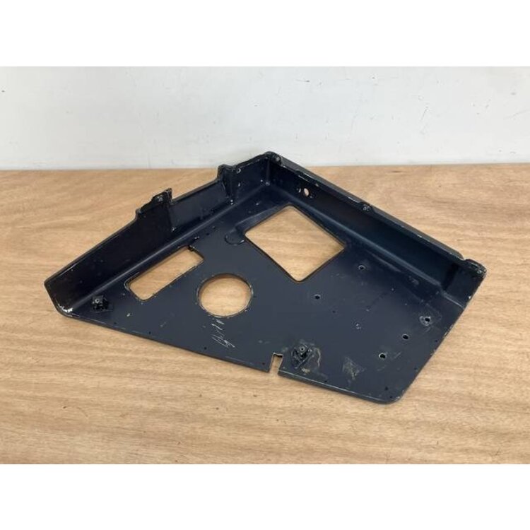 PLATE ASSY LH 19VU P/N: D2511156600200 S/N: SI030046