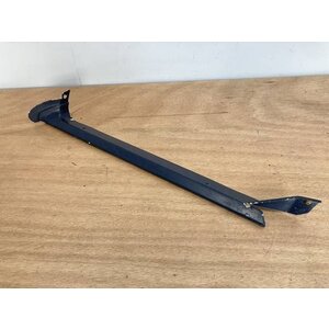 POST ASSY LH SIDE S/N SI057050