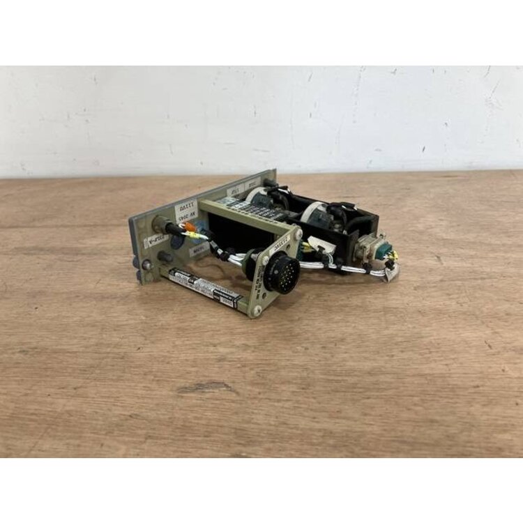 111VU FLOOD LIGHT PANEL P/N: D9251504600000 S/N: PB10952