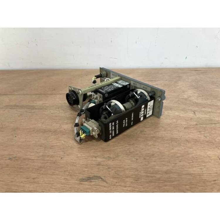 111VU FLOOD LIGHT PANEL P/N: D9251504600000 S/N: PB10952