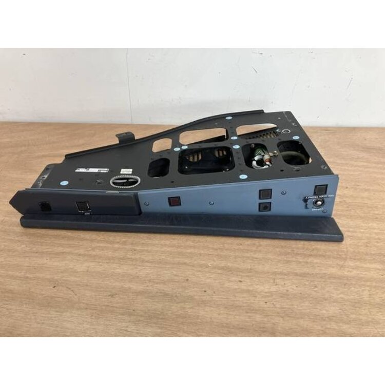 130VU GLARESHIELD PANEL P/N: D9251505100000 S/N: PB10951