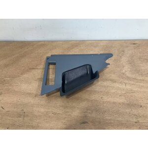 PANEL ASSY GRIP RH P/N: D2511310200100 S/N: SI016047