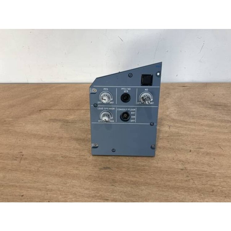 301VU CONTROL PANEL P/N: D9251505400000: S/N PB10951