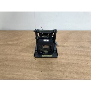 BRACKET ASSY COMPASS P/N: D2511007300500 S/N: SI070042