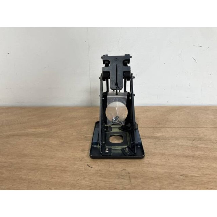 BRACKET ASSY COMPASS P/N: D2511007300500 S/N: SI070042