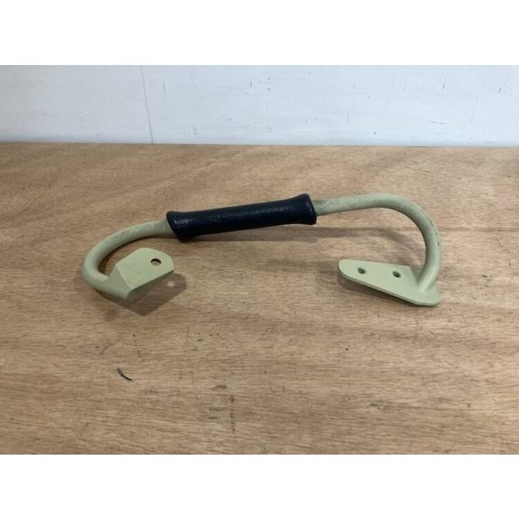 GRIP FOAM RH P/N: D2511140700100 S/N: SI067060