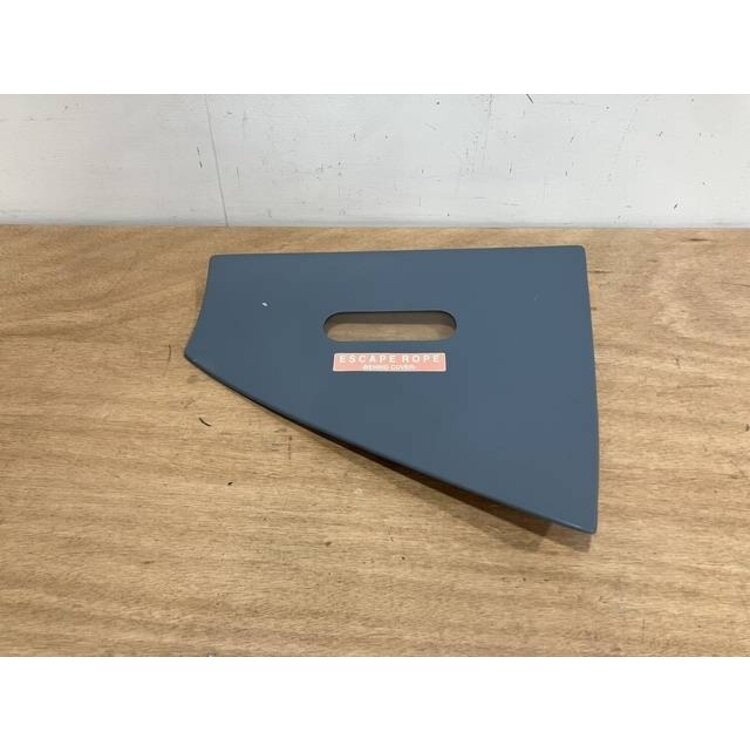 DOOR ASSY RH P/N: D2511231800000 S/N: SI012055