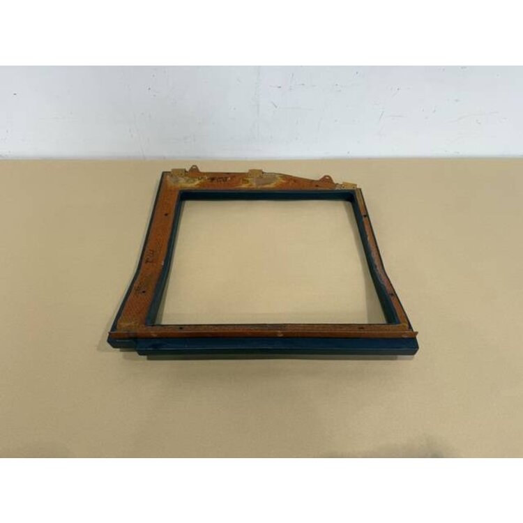 FOAM INSERT ASSY 702VU P/N: D2511409600000 S/N: SI046058