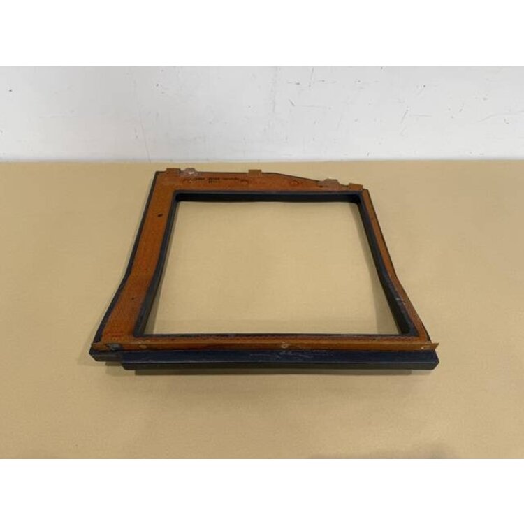 FOAM INSERT ASSY 702VU P/N: D2511409600000 S/N: SI046059