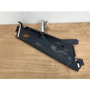 FOAM STRIP ASSY FRT RH P/N: D2511227600000 S/N: SI018047