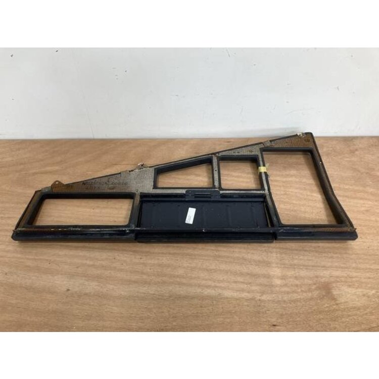 INSERT ASSY 101VU P/N: D2511308000000 S/N: SI029055