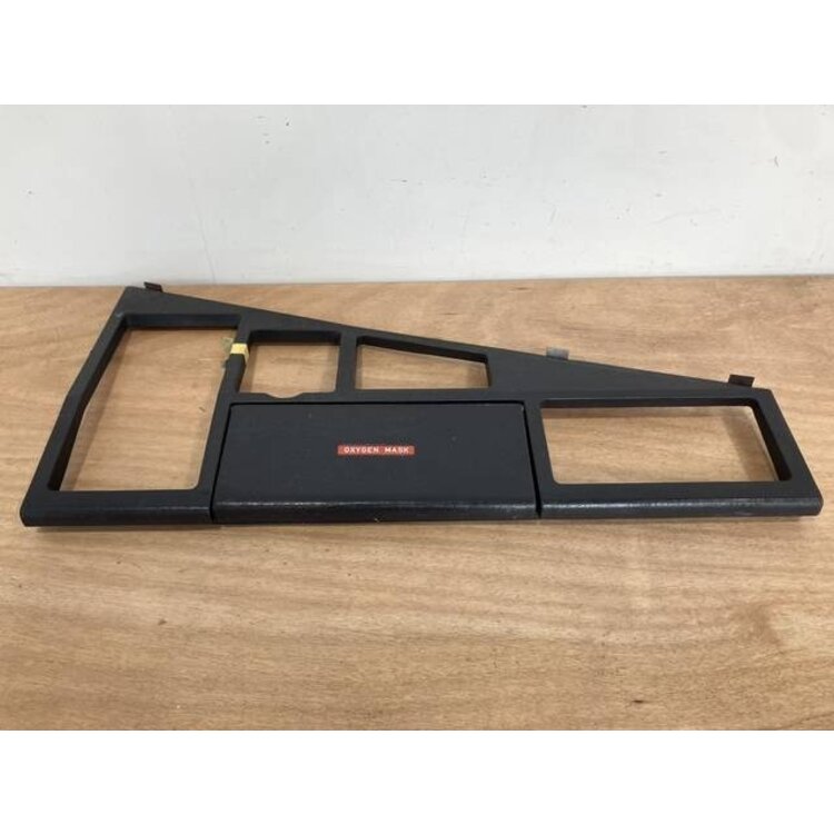 INSERT ASSY 101VU P/N: D2511308000000 S/N: SI029056