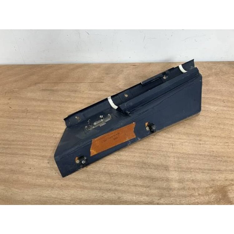 PANEL ASSY FRONT RH P/N: D2511224600100 S/N: SI043060