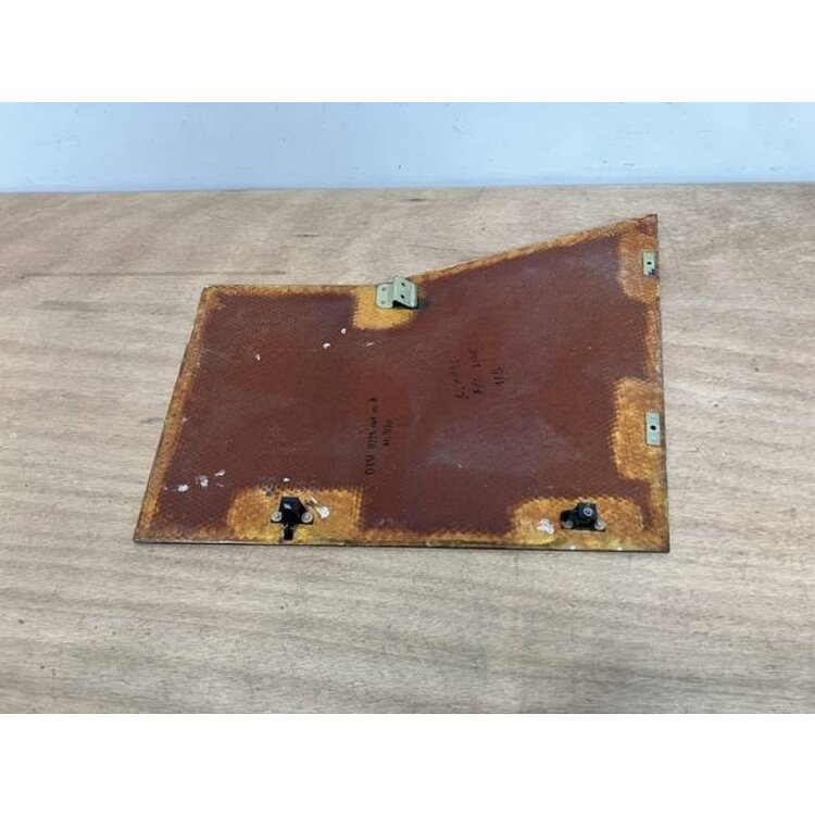 PANEL ASSY FWD RUD LH FO P/N: D2511222500100 S/N: SI040062