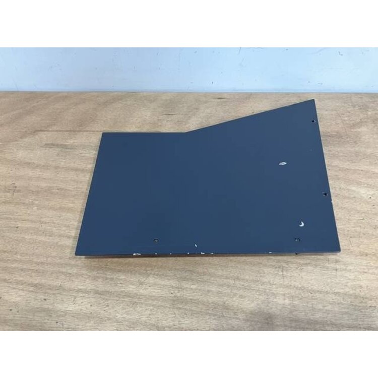 PANEL ASSY FWD RUD RH CPT P/N: D2511222500000 S/N: SI023065