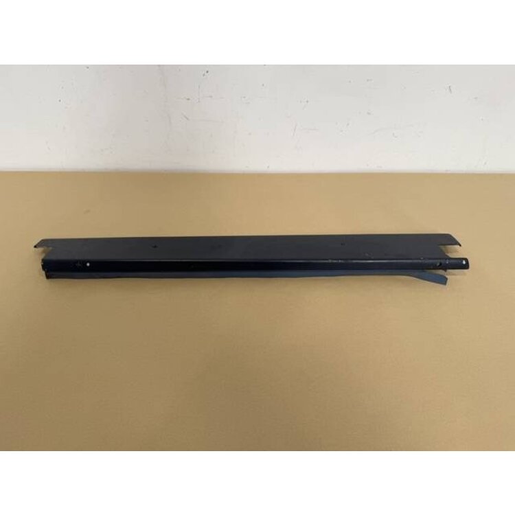 PANEL ASSY LATLH P/N: D2511232900000 S/N: SI028061