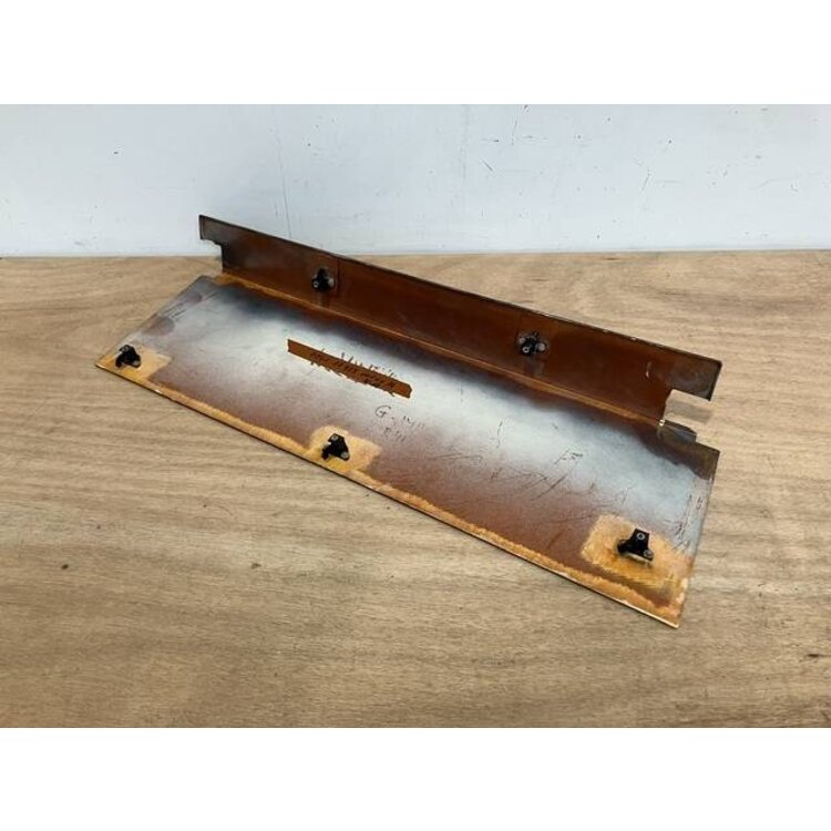 PANEL ASSY LATRH P/N: D2511232500000 S/N: SI045062