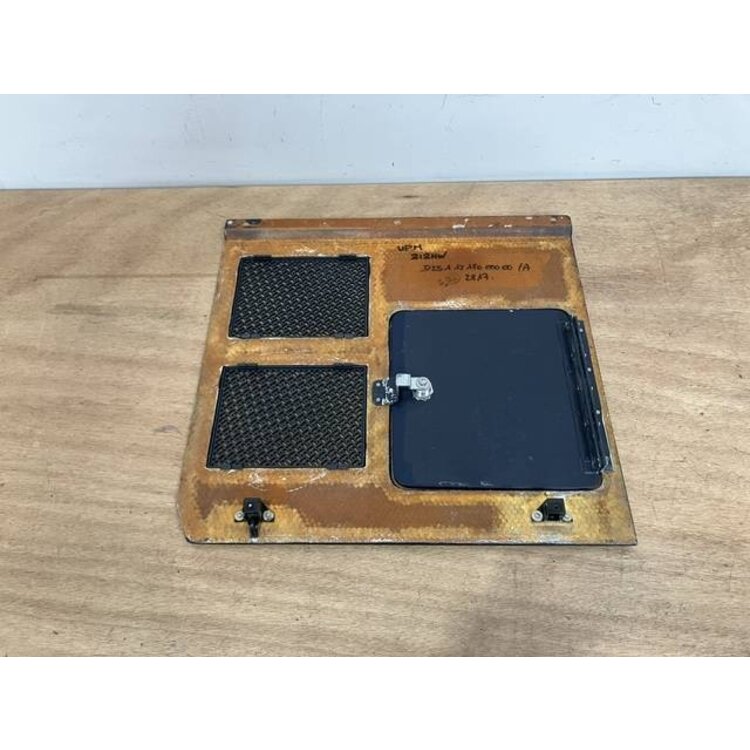 PANEL ASSY REAR RH P/N: D2511218000000 S/N: SI035045
