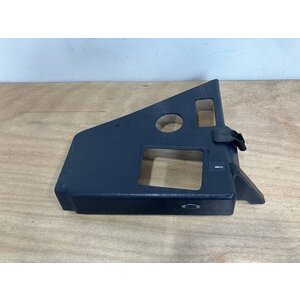 PLATE ASSY RH 18VU P/N: D2511156600300 S/N: SI049050