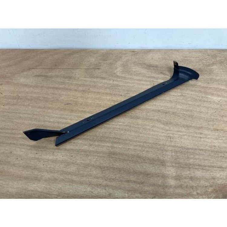 POST ASSY RH SIDE P/N: D2511229500100 S/N: SI062051