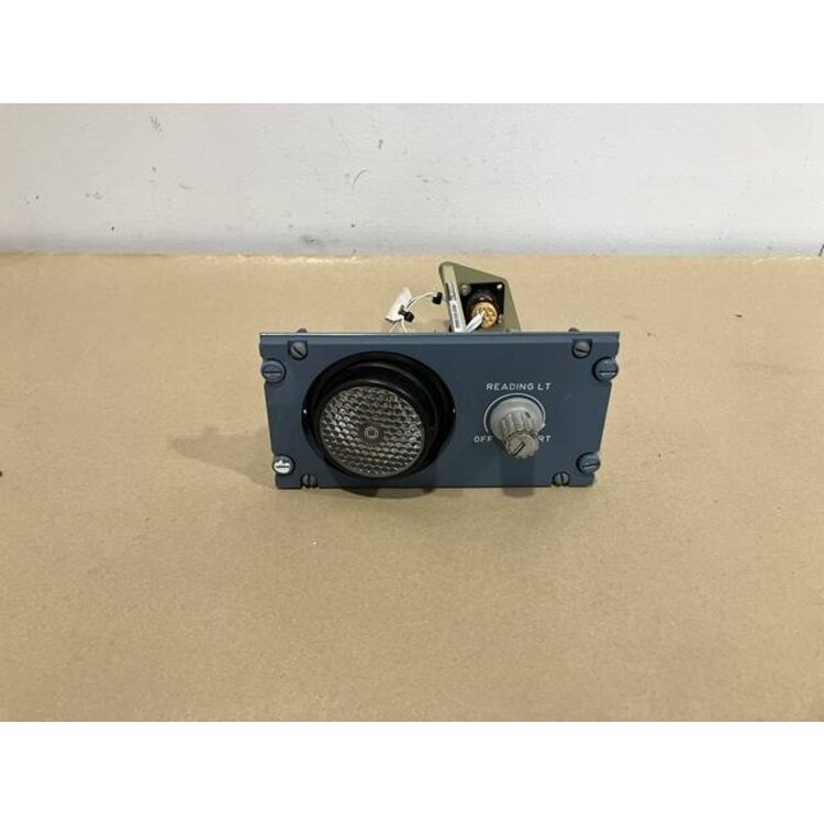 54VU READING LIGHT PANEL P/N: D9251502100000 S/N: PB10218