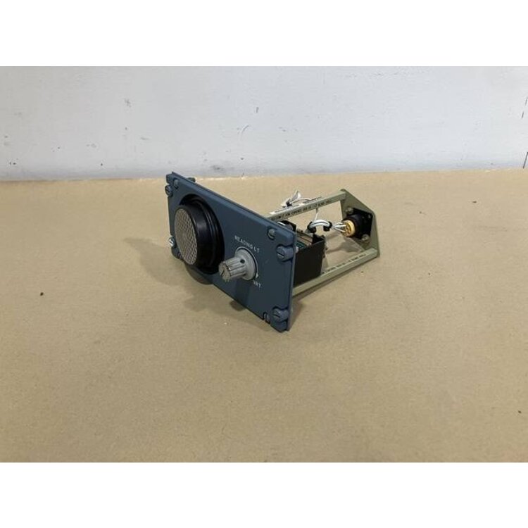54VU READING LIGHT PANEL P/N: D9251502100000 S/N: PB10218