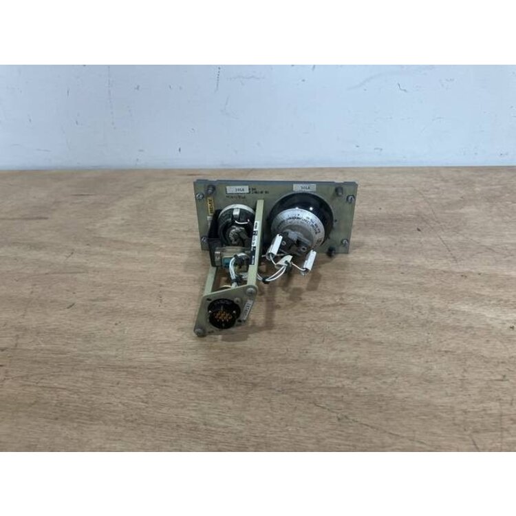 54VU READING LIGHT PANEL P/N: D9251502100000 S/N: PB10219