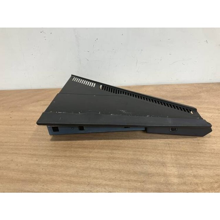 130VU GLARESHIELD PANEL P/N: D9251505100000 S/N: PB10133