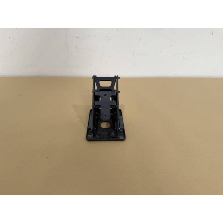 BRACKET ASSY COMPASS P/N: D2511007300500 S/N: SI070043