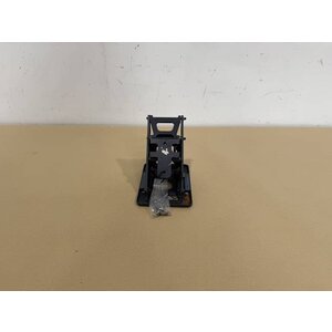 BRACKET ASSY COMPASS P/N: D2511007300500 S/N: SI070044