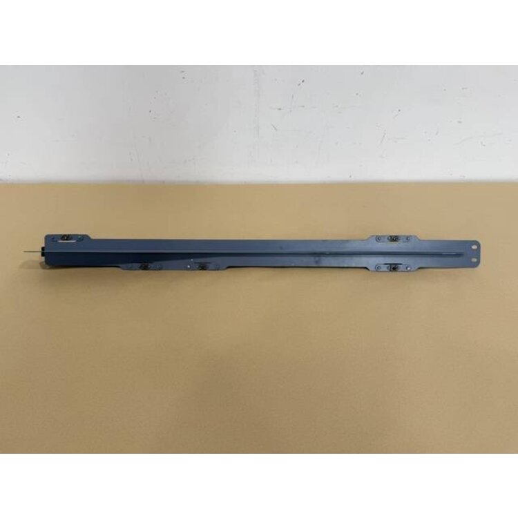 CROSS BEAM FOAM P/N: D2511395600000 S/N: SI083054