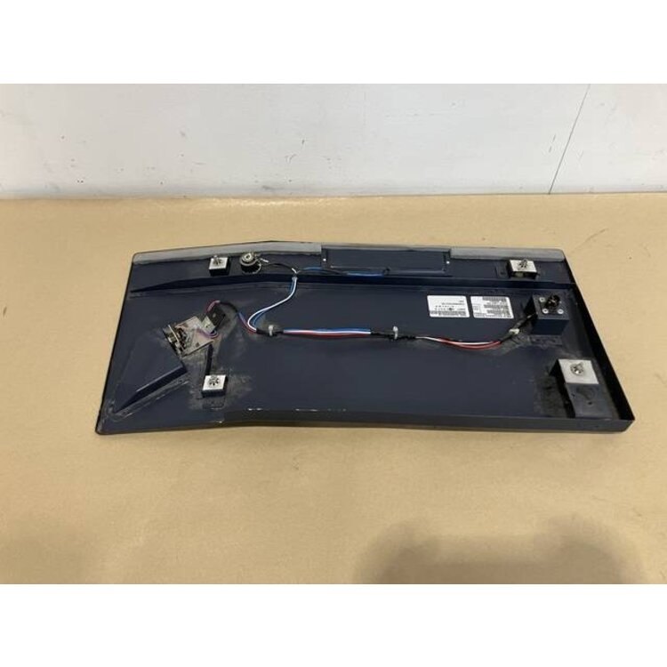 FLOOD LIGHT UNIT FIRST OFFICER P/N: 2LA005543-10 S/N: 300551