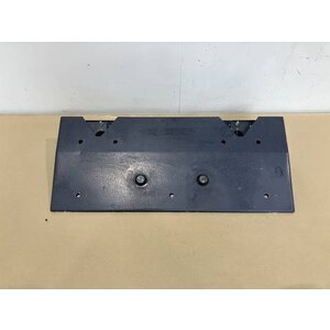 FLOOD LIGHT UNIT CENTER P/N: 2LA005542-50 S/N: 343